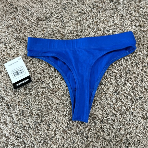 Thong Bundle - Picture 4 of 9
